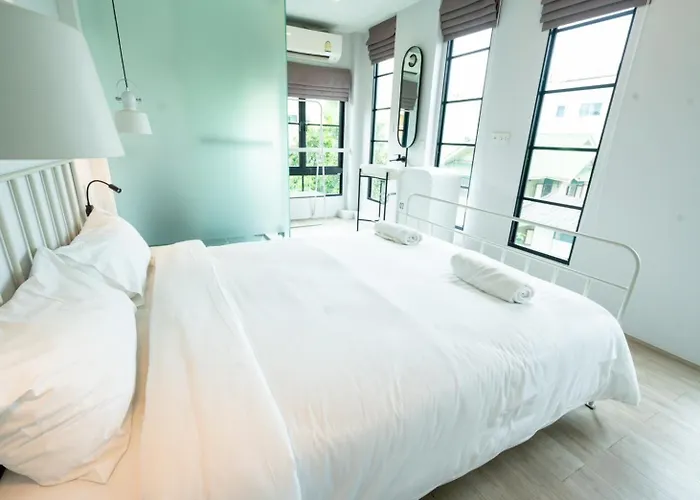 Bedspread (adults Only) Bangkok