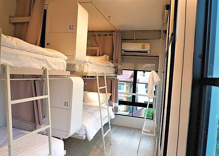 Hostal Bedspread (adults Only) *