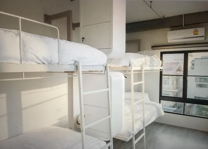 Bedspread Hostel
