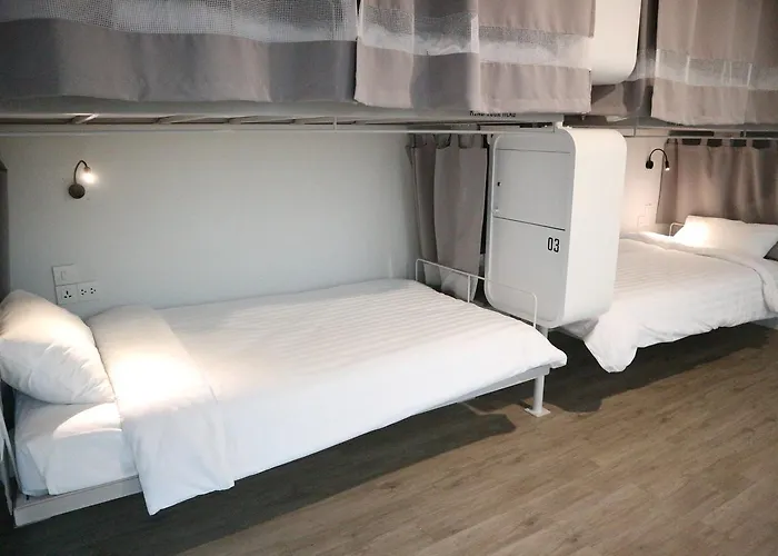 Bedspread (adults Only) Hostal Bangkok
